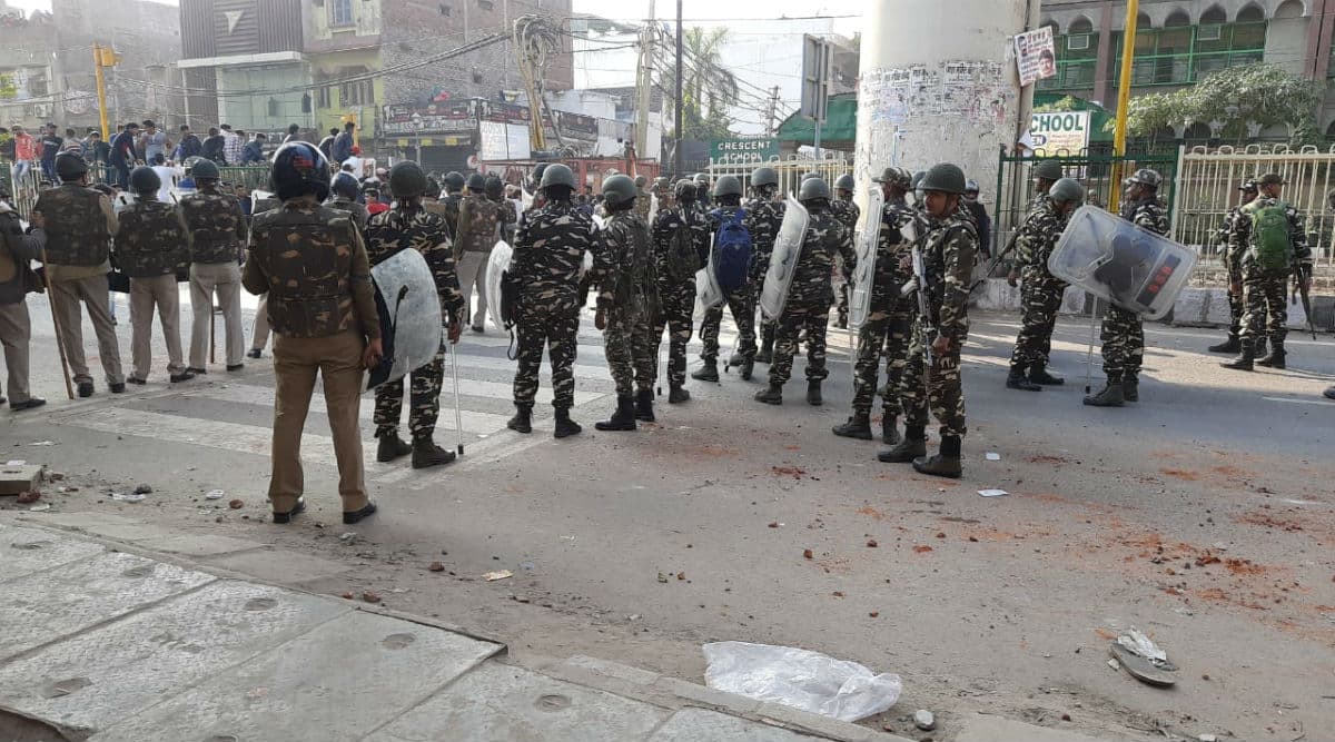 Delhi Violence: Six More Killed in Clashes Between Pro And ...