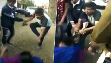 Madhya Pradesh: Gandhwani Police Station Incharge Beats Up Wife After After She Catches Him Having an Illicit Affair; Watch Video