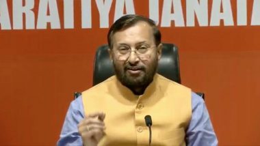 Netflix, Amazon Prime Video And Other Online Content to be Censored? Prakash Javadekar Gives OTT Players 100 Days' Time to Set Up Adjudicatory Body And Finalise Code of Conduct