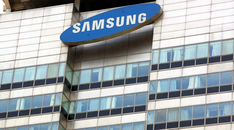 Samsung India Partners Facebook to Enable Offline Retailers Go Digital