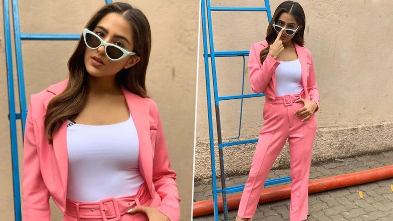 Sara Ali Khan Goes Thrifty, Chic and Sassy in Pink!