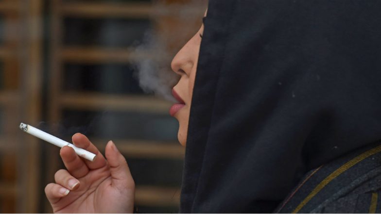 Saudi Women Smoke in Public to 'Complete' Their Freedom