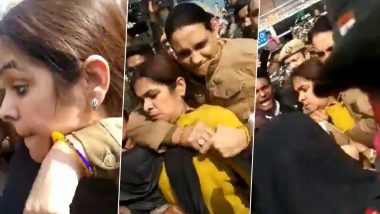 Shaheen Bagh: Burkha-Clad Right Wing YouTuber Gunja Kapoor Spotted by Protesters While Shooting Videos, Taken Away by Delhi Police; Watch Videos