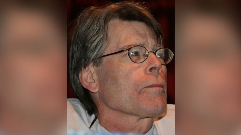 Famous Book Writer Stephen King Quits Facebook; Says Too Much of Fake News &amp; Misinformation on Platform