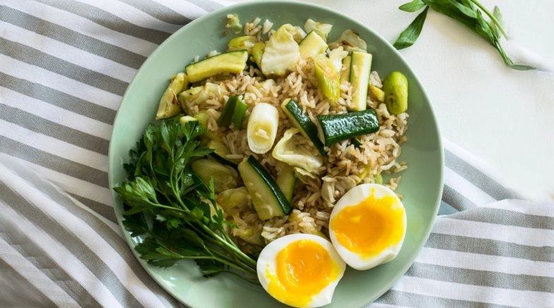 Why You Should Dinner Like a Pauper for Weight Loss