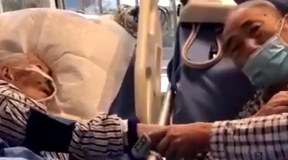 Coronavirus Outbreak: Video of Chinese Elderly Couple, Infected by Deadly Virus, Holding Hands in Hospital Will Leave You in Tears Coronavirus Outbreak: Video of Chinese Elderly Couple, Infected by Deadly Virus, Holding Hands in Hospital Will Leave You in Tears