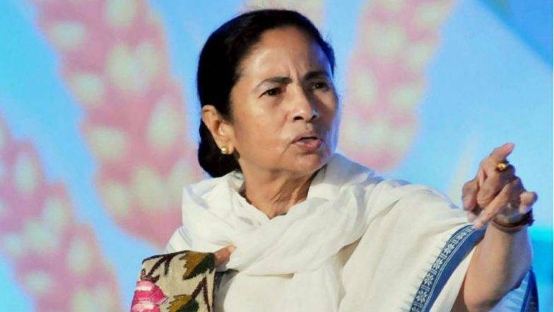 West Bengal Elections 2021: Mamata Banerjee To Chair Election Committee’s Meeting Today at Her Residence in Kalighat