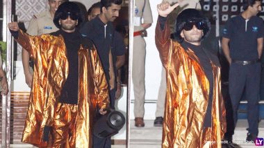 Ranveer Singh’s Flashy Outfit at the Airport Makes Him Look Like a ‘Foil Paper’ and We Cringe to the ‘T’ (View Pics)