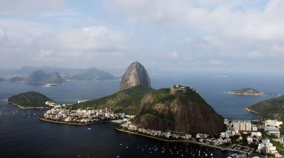 Brazil Mistakenly Posts Robbed Tourist's Rant on Social Media Brazil Mistakenly Posts Robbed Tourist's Rant on Social Media