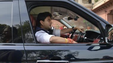 Madhya Pradesh Political Turmoil: Jyotiraditya Scindia, Amit Shah Meet PM Narendra Modi at His Residence