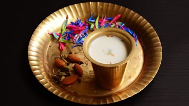 Holi Recipes 2020: How To Make Refreshing Thandai At Home To Celebrate The Festival of Colours (Watch Video)