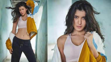 Shanaya Kapoor's Recent Pictures are All Things Glamorous and Modish