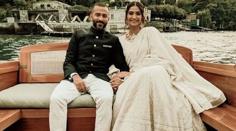 COVID-19 Effect! Sonam Kapoor and Husband Anand Ahuja in Self-Quarantine After Their London Trip