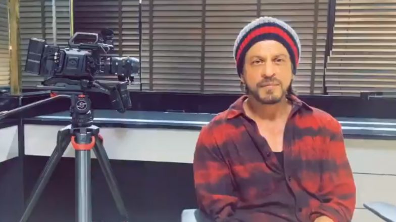 Shah Rukh Khan Urges People to Avoid Public Places, Says 'The Next 10-15 Days Are Extremely, Extremely Crucial' (Watch Video)