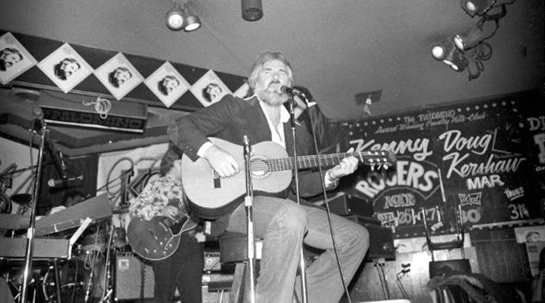 Country Music Legend Kenny Rogers Dies at 81