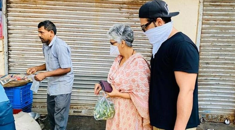  COVID-19 Lockdown: Paras Chhabra Steps Out with Mom to Stock Up Commodities (View Pic)