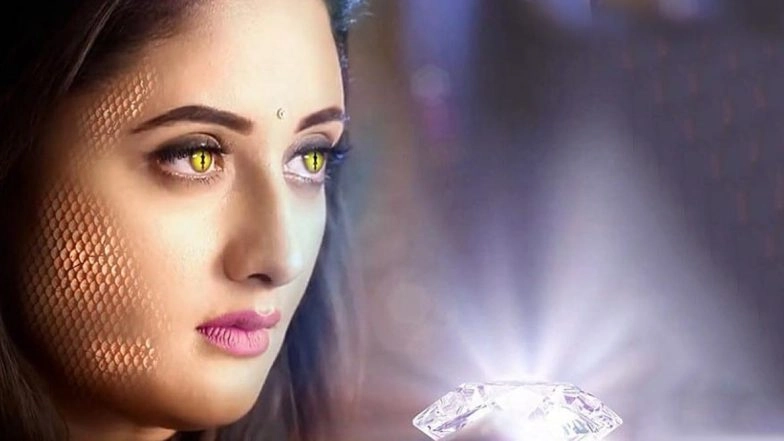 COVID-19 Effect! Rashami Desai Gets Her Temperature Checked Before Entering Naagin 4 Sets (Watch Video)