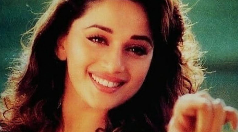 Throwback Thursday Madhuri Dixit Flaunts Her Gorgeous Smile In This Timeless Picture 🎥 Latestly 