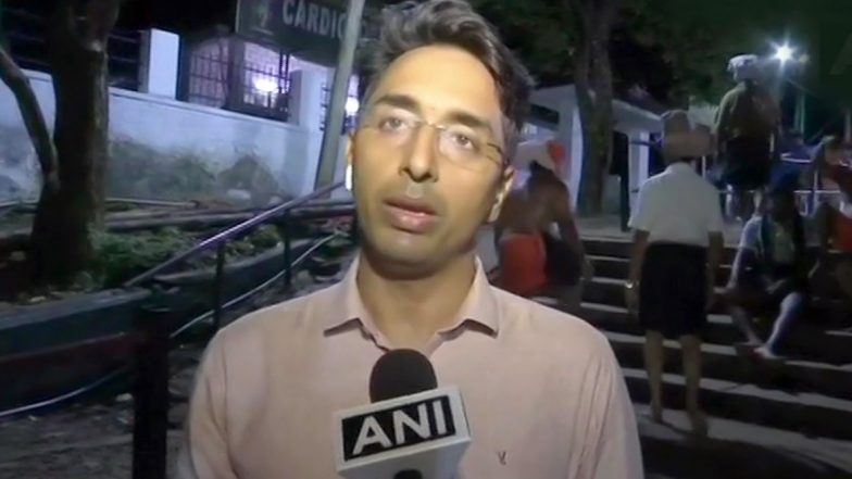 Coronavirus Outbreak in Kerala: Pathanamthitta DC, Local MLA Trek 3 km to Provide Essential Commodities to Tribal Settlement During COVID-19 Lockdown