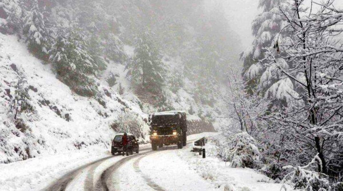 Uttarakhand Govt Bans Entry of Domestic and Foreign Tourists Into The State Amid COVID-19 Spread Uttarakhand Govt Bans Entry of Domestic and Foreign Tourists Into The State Amid COVID-19 Spread