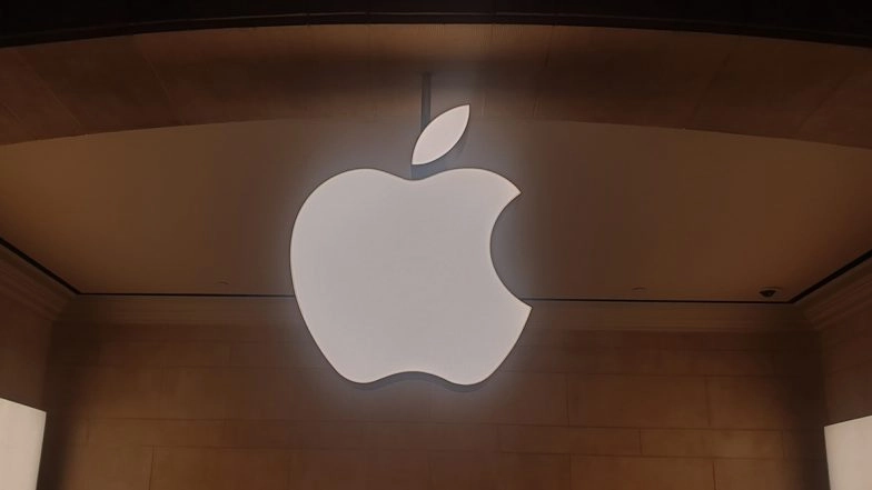 Apple 'Boosted' Ranking of its Files App Ahead of Dropbox: Report