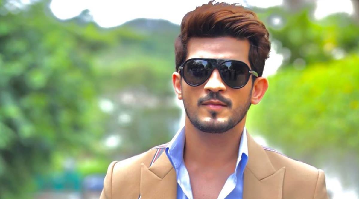 Arjun Bijlani Contributes Rs 10 Lakh To CM Relief Fund and Narendra Modi's PM Cares Fund (View Post) Arjun Bijlani Contributes Rs 10 Lakh To CM Relief Fund and Narendra Modi's PM Cares Fund (View Post)