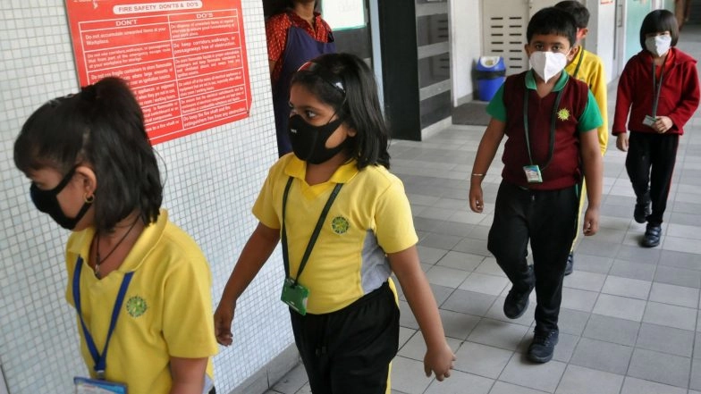 Runny Nose Means You Don't Have COVID-19? Experts Urge Parents to Not Confuse Common Cold with Coronavirus While Laying down the Common Symptoms in Children
