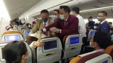 Thai Airways Passenger Deliberately Coughs at Cabin Crew Over Long Waiting Hours For Anti-Coronavirus Checks (Watch Viral Video)