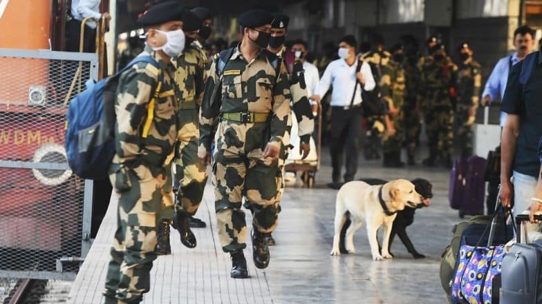 Coronavirus Scare: Mumbai-Delhi Rajdhani, Deccan, Nandigram Express Among List of 23 Trains Cancelled by Central Railway
