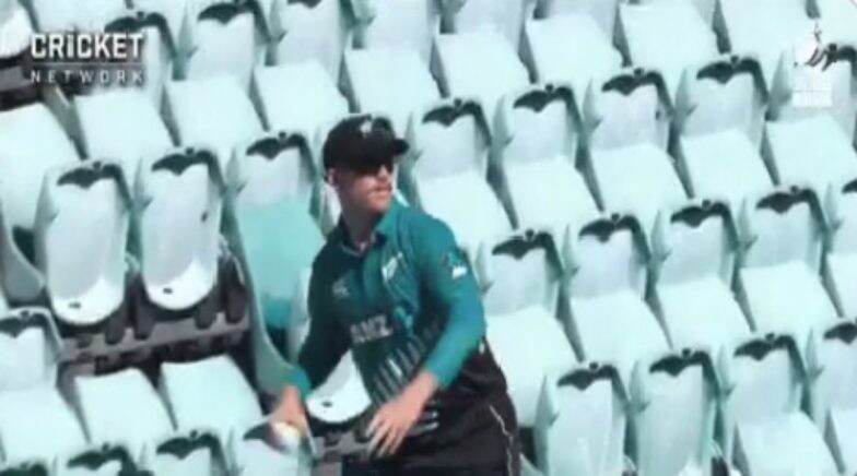 Lockie Ferguson Fetches Ball Back from Empty Stands During AUS vs NZ 1st ODI 