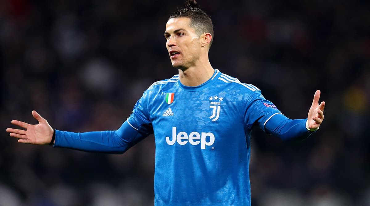 Supporter of Juventus Fc Wearing Cristiano Ronaldo Jersey with Allianz  Stadium in Background Editorial Stock Photo - Image of business, cristiano:  121873523