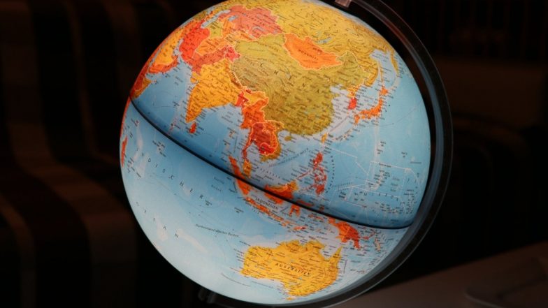 Earth Hour 2020 Date: Significance of the Observance That Encourages to Switch Off Lights in Support of Nature