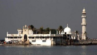 Haji Ali, Mahim Dargahs in Mumbai Closed For Devotees Till Further Notice Amid COVID-19 Spread