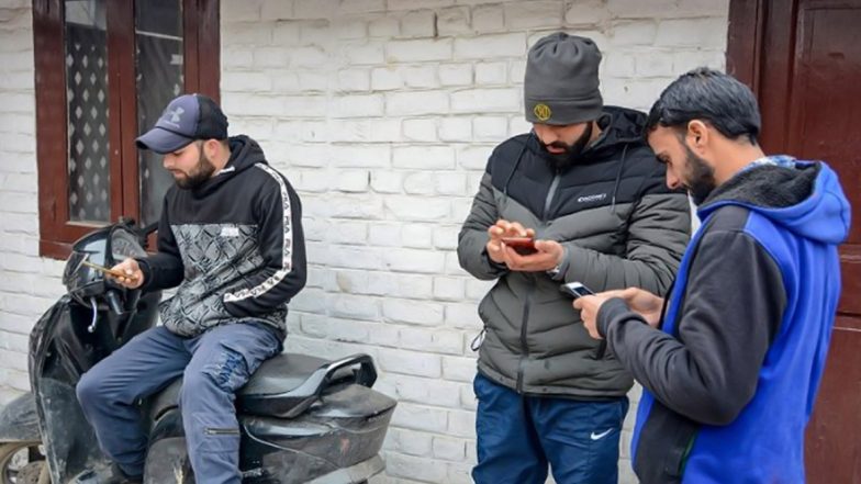Jammu and Kashmir Residents Tweet For The First Time Since August 5, 2019, as Government Lifts Social Media Ban