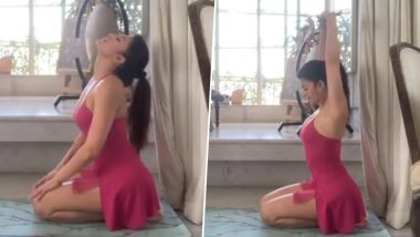 Jacqueline Fernandez Raises the Temperature by Performing Yoga in Her New Instagram Post (Watch Video)