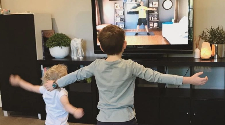 Here Are Few Workouts That Would Keep Your Child Active Inside the House 