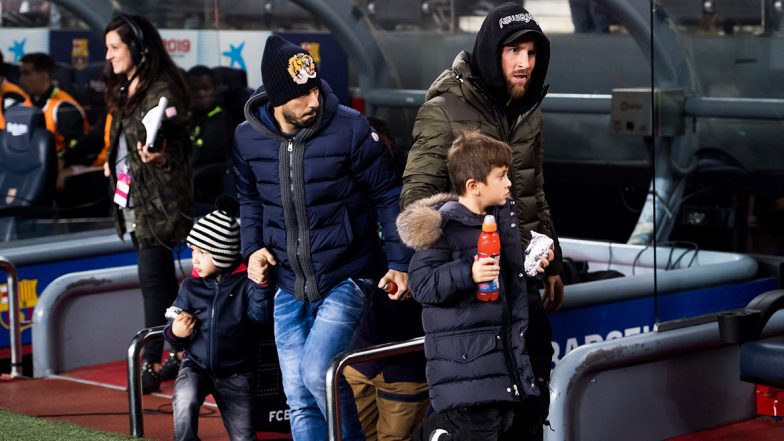 Lionel Messi, Luis Suarez Travel Together For Argentina and Uruguay's 2022 FIFA World Cup Qualifier Matches (Watch Video)