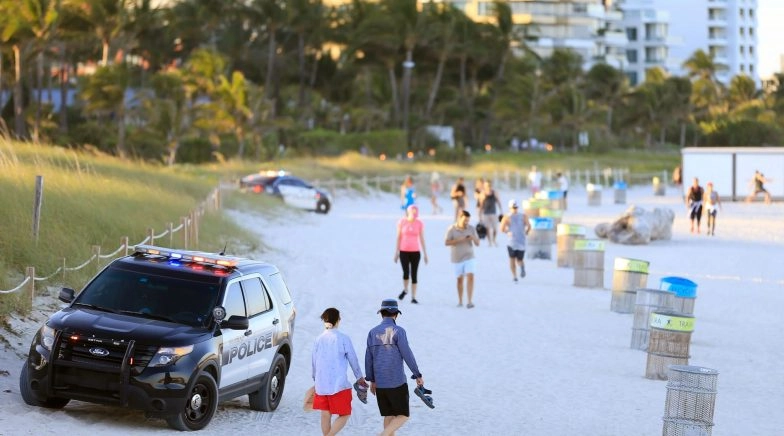 Miami Records 1st Coronavirus Death Amid Fears of Beach City Becoming Next COVID-19 Hotspot in US
