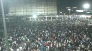 Lockdown-Hit Migrant Labourers, in Large Numbers, Gather at Delhi's Anand Vihar Bus Terminal (Watch Video)