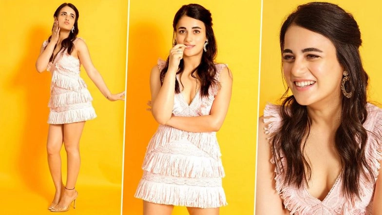 Pink, Fringes and Cute, This Is How Radhika Madan Rolls for Angrezi Medium Promotions!