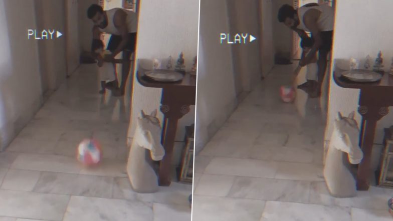 Rohit Sharma Spends Quality Time With Daughter Samaira As The Two Play Cricket Together (Watch Video)