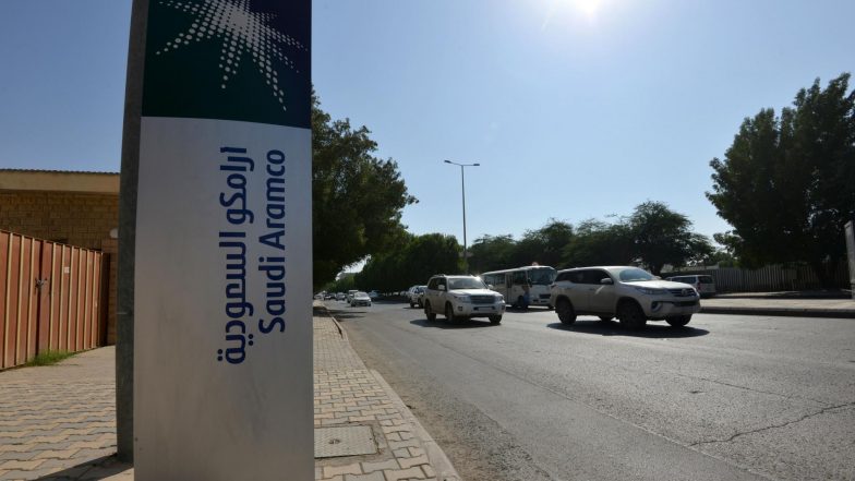 Oil Price War: Saudi Aramco to Boost Crude Oil Supply to 1.23 Million Barrels Per Day in April, Escalates Tussle With Russia