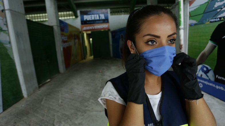 Greece Gets 5,00,000 Masks From China to Combat Coronavirus