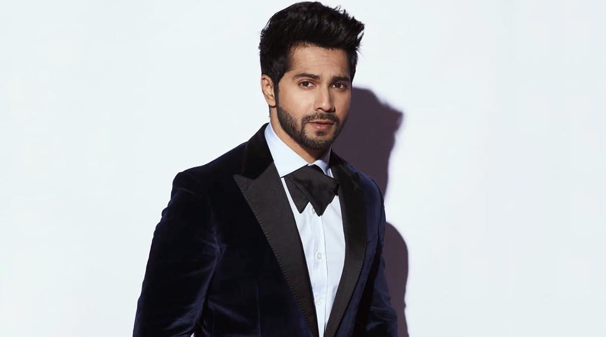 COVID-19 Relief: Varun Dhawan Contributes Rs 55 Lakh To CM Relief Fund and PM Cares Fund to Aid In Fight Against Coronavirus (View Tweets) COVID-19 Relief: Varun Dhawan Contributes Rs 55 Lakh To CM Relief Fund and PM Cares Fund to Aid In Fight Against Coronavirus (View Tweets)