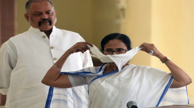 Mamata Banerjee on COVID-19 Shutdown: 'Roll Back Lockdown in Three Stages Over Two Weeks'