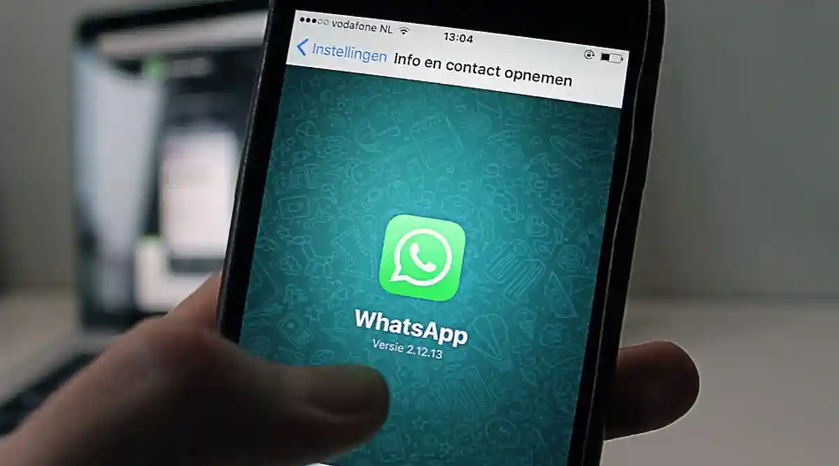 WhatsApp Dark Mode Feature Rolled Out For Android & iOS Users in India
