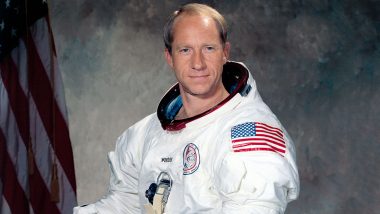 Al Worden, Apollo 15 Astronaut Who Circled the Moon Alone in 1971, Dies at 88