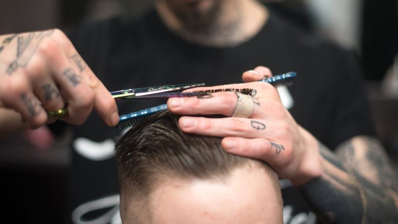 Chennai Hairdresser, Who Illegally Kept Salon Open during Lockdown, Tests Positive for COVID-19