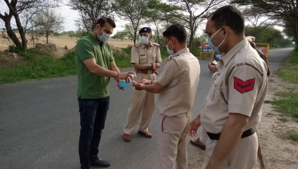 World T20 Winner Joginder Sharma Joins Battle Against Coronavirus (See Pics) World T20 Winner Joginder Sharma Joins Battle Against Coronavirus (See Pics)