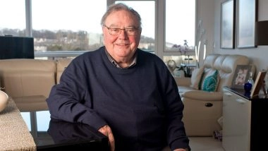 British Comedian Eddie Large Dies of COVID-19 at 78